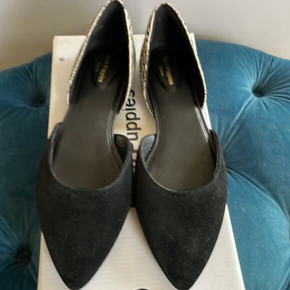 Hush Puppies  Black White Zebra Suede D'Orsay Flat  Ballet Shoes Size 7 Nwt - Picture 7 of 8